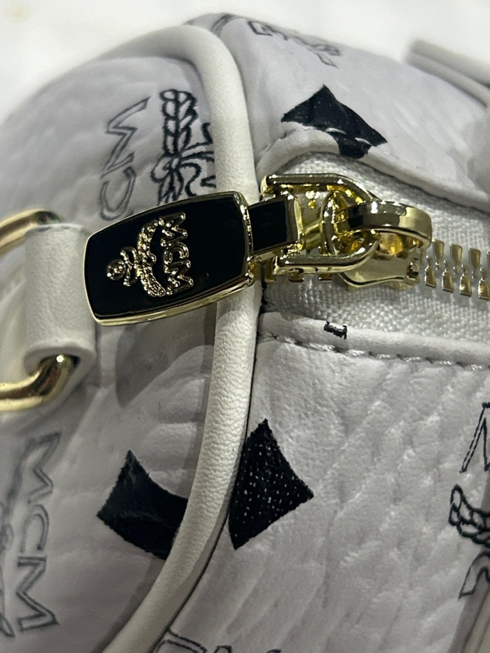 🖤HAND BAG 🖤 - Picture 6 of 7